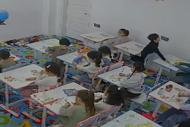 “Pearl Kids” bağçasında 4 yaşlı uşağaı psixoloji şiddət: “Uşağım qorxudan…” – Video