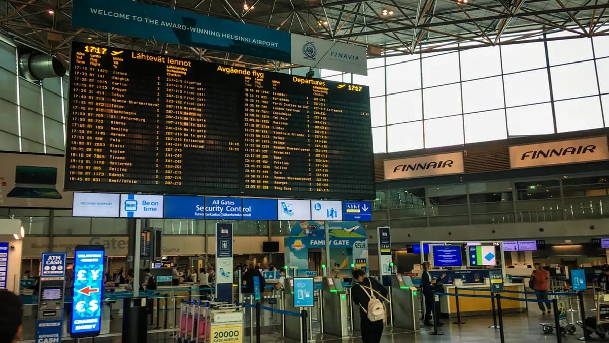 Helsinkidə hava limanında uçuşlar dayandırıldı
