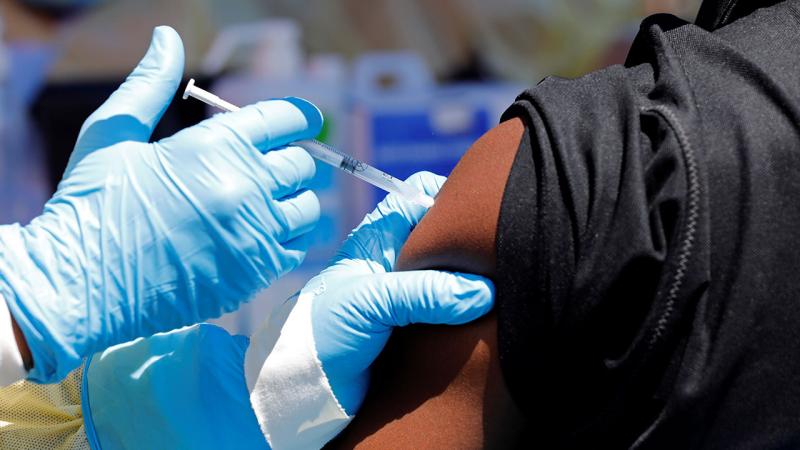 ÜST Ebola ilə bağlı xəbərdarlıq edir: Peyvəndin inkişafı doqquz aya qədər çəkə bilər