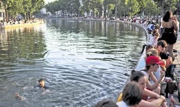 Anomal istilər Avropanı yandırır: 11 ölü 