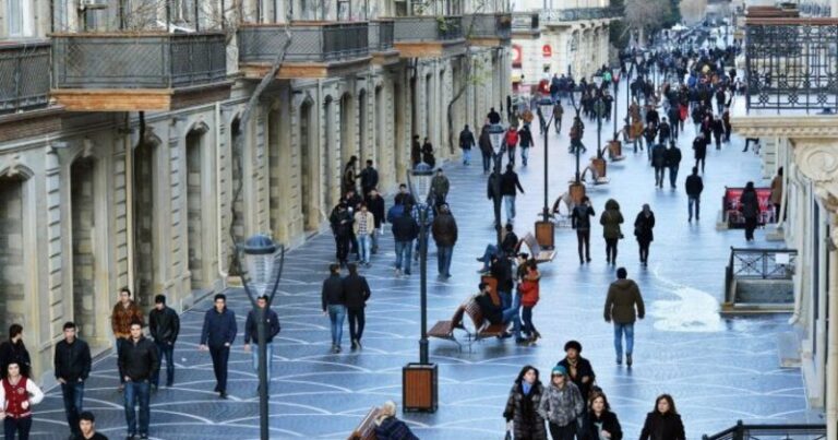 Minlərlə işçini maraqlandıran QƏRAR: Yeni qadağalar başladı