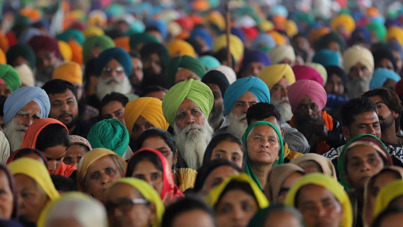 Hindistan tarixində bir ilk: Doğum nisbətləri azalır