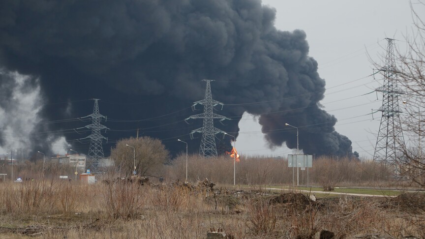 Moskva neft emalı zavodu pilotsuz təyyarələrin hücumu nəticəsində yenidən zədələnib