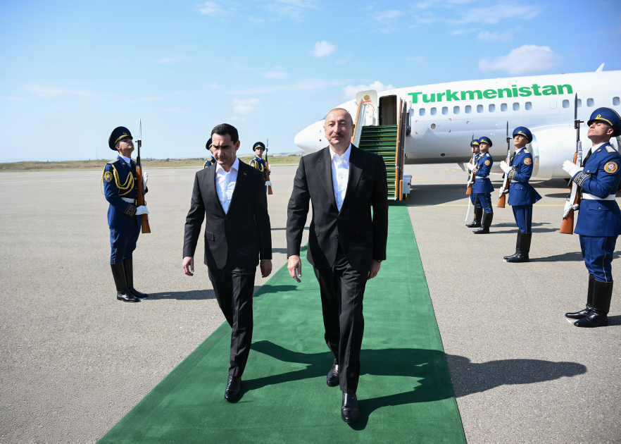 Prezident həmkarını Füzulidə qarşıladı - Fotolar