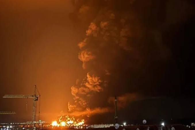 Ukrayna Krımda iki hərbi aerodromu bombalayıb, 