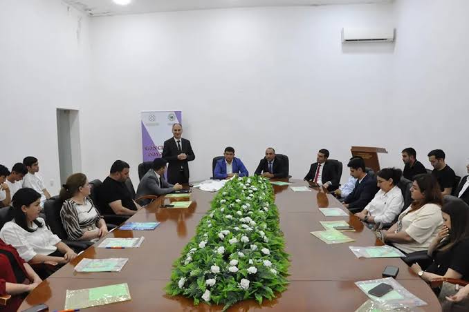 “Gənclər Mərkəzi” İctimai Birliyi “Gənclik və dəyərlər” adlı layihəsinin icrasına davam edir