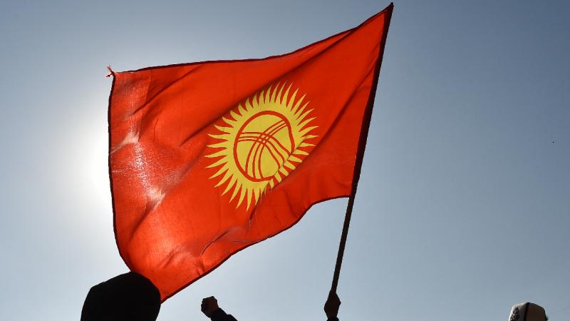 Qırğız əlifbasından rus hərflərinin çıxarılması təklifi irəli sürülüb