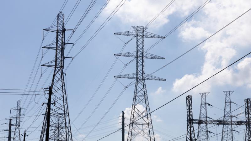 ABŞ-da isti dalğası səbəbindən fövqəladə elektrik enerjisi tədbirləri həyata keçirilib