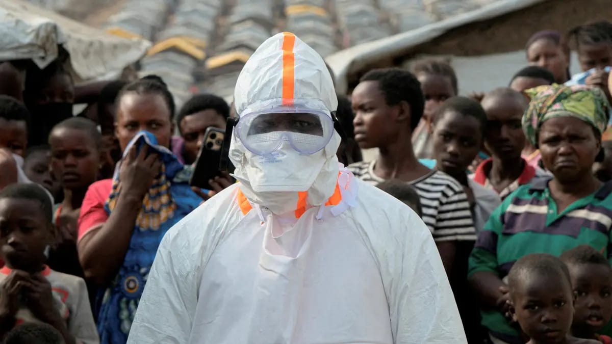 Ebola epidemiyası nəticəsində ölənlərin sayı artır