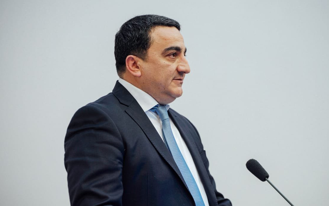 Xırdalan bələdiyyəsinin sabiq sədri 6 ilə - Yarım milyondan çox yeyinti edib