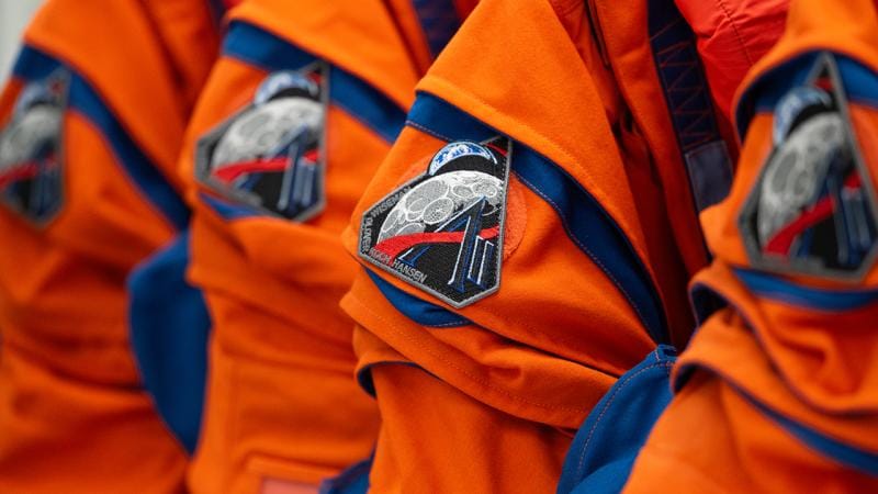 NASA könüllü astronavtlar axtarır