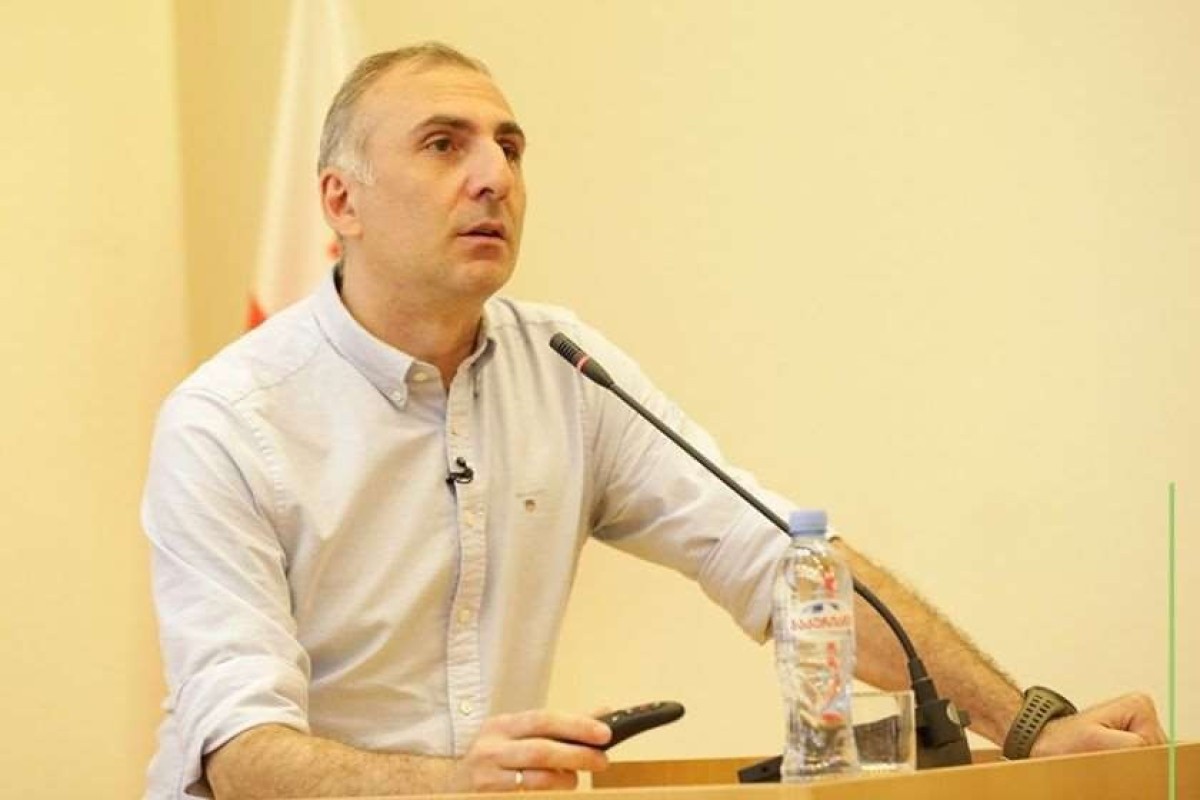 Tbilisidə terrorizmdə ittiham olunan müxalif siyasətçiyə 13 il həbs cəzası verilib