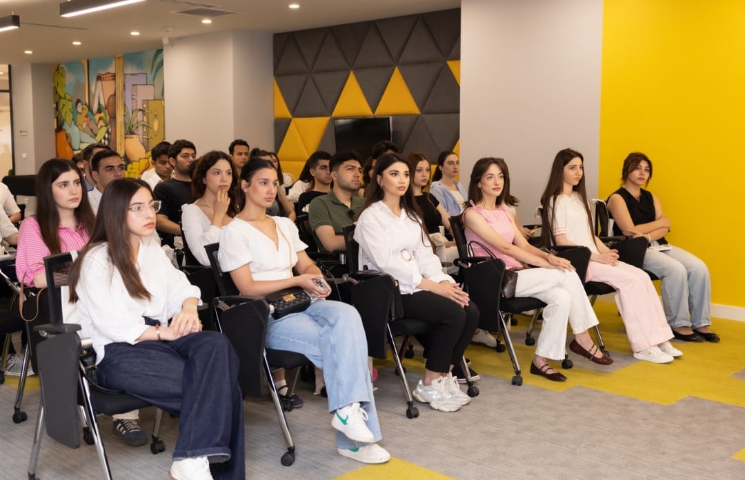 В Yelo Bank стартовала программа летней стажировки “Summer Challenge”!