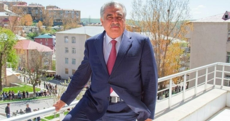 Naziri döydü, sədri MM-dən qovdu, gizlicə müxalifətə qoşulmaq istədi – Əhəd Abıyev haqda sensasion detallar