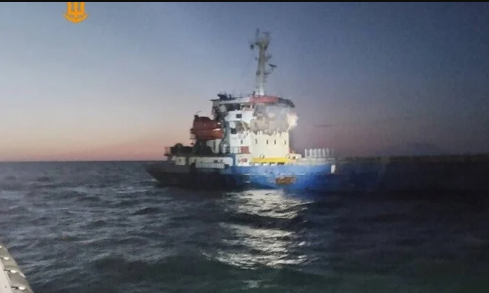 Azərbaycanlı dənizçilərin olduğu gəmi PUA ilə vuruldu