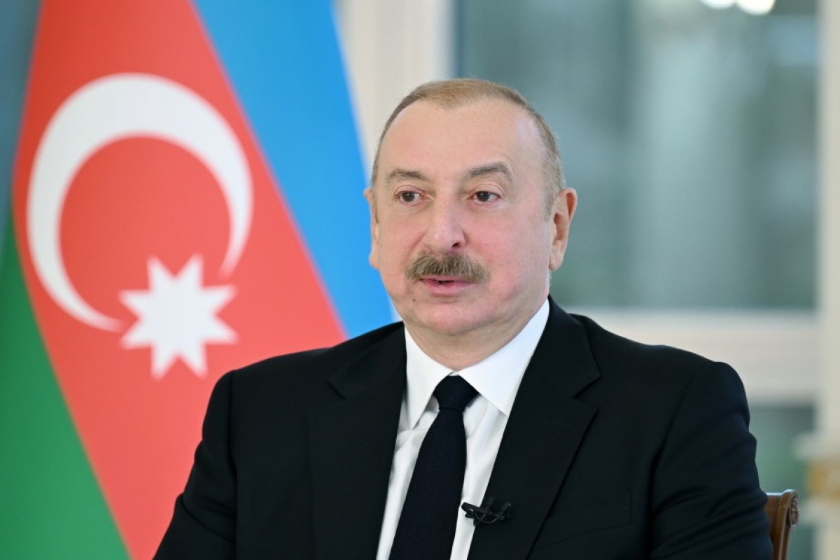 Çolpon-Ata şəhərində Azərbaycan Prezidenti İlham Əliyevin Qırğızıstan Prezidenti ilə təkbətək görüşü keçirilib