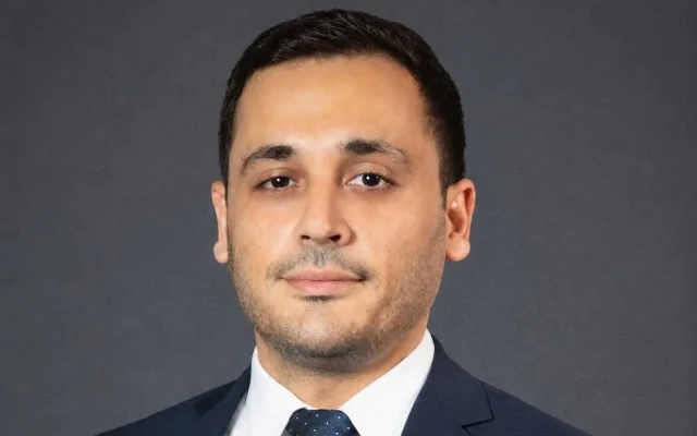 Bakıda vəzifəli şəxsin meyiti tapıldı