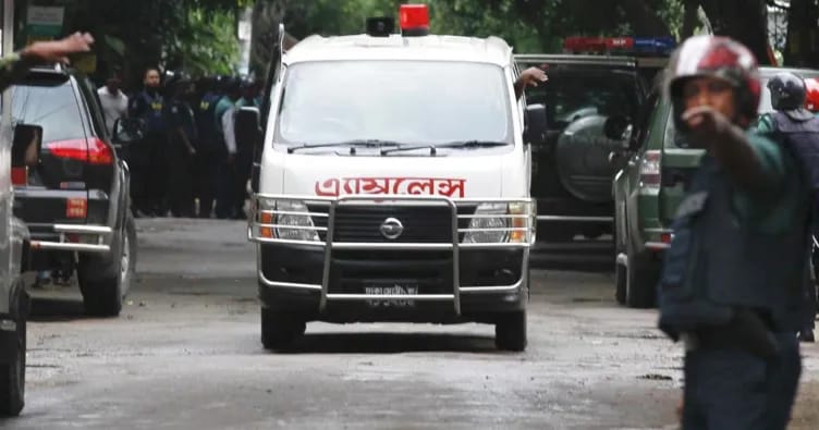 Banqladeşdə dəhşətli qəza: İki avtobus toqquşub, 8 nəfər həlak olub