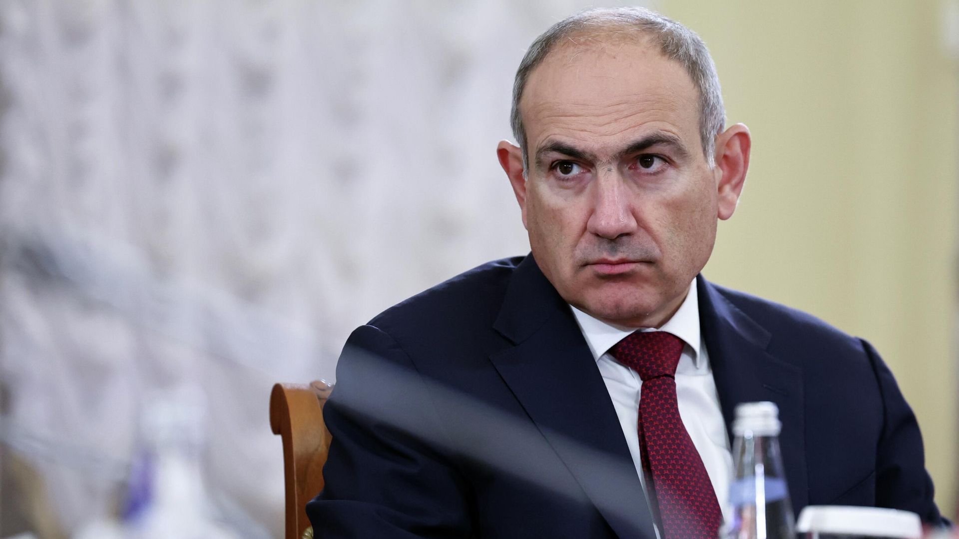 Paşinyan: Ermənistan Azərbaycanla elektrik enerjisi sahəsində əməkdaşlıq edə bilər