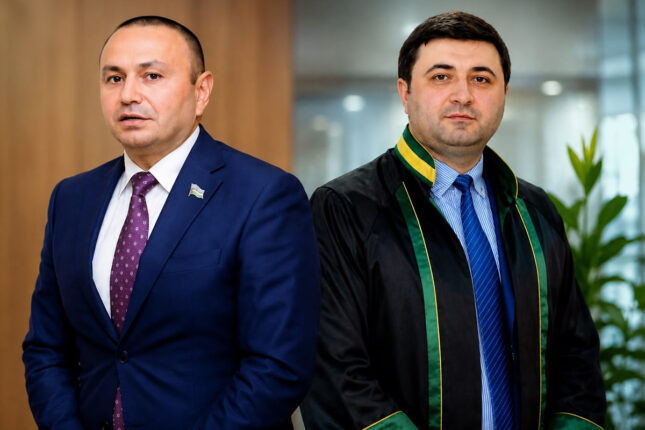 Keçmiş deputata 50 min manat “atdılar”