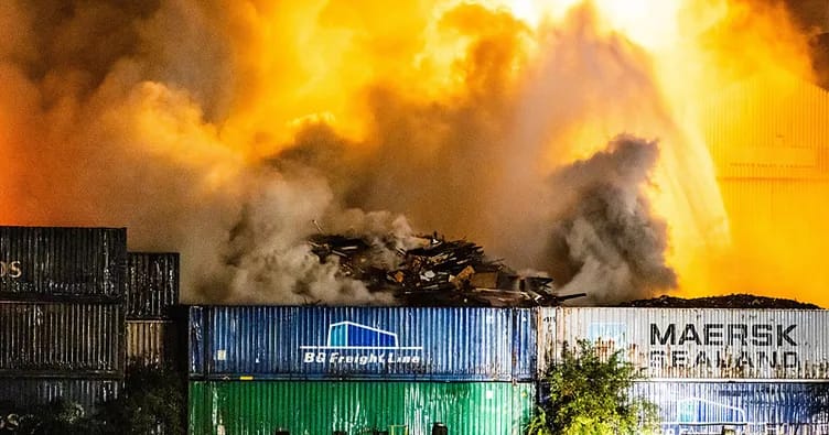 Rotterdam limanında partlayış: 1 ölü, çoxsaylı yaralı