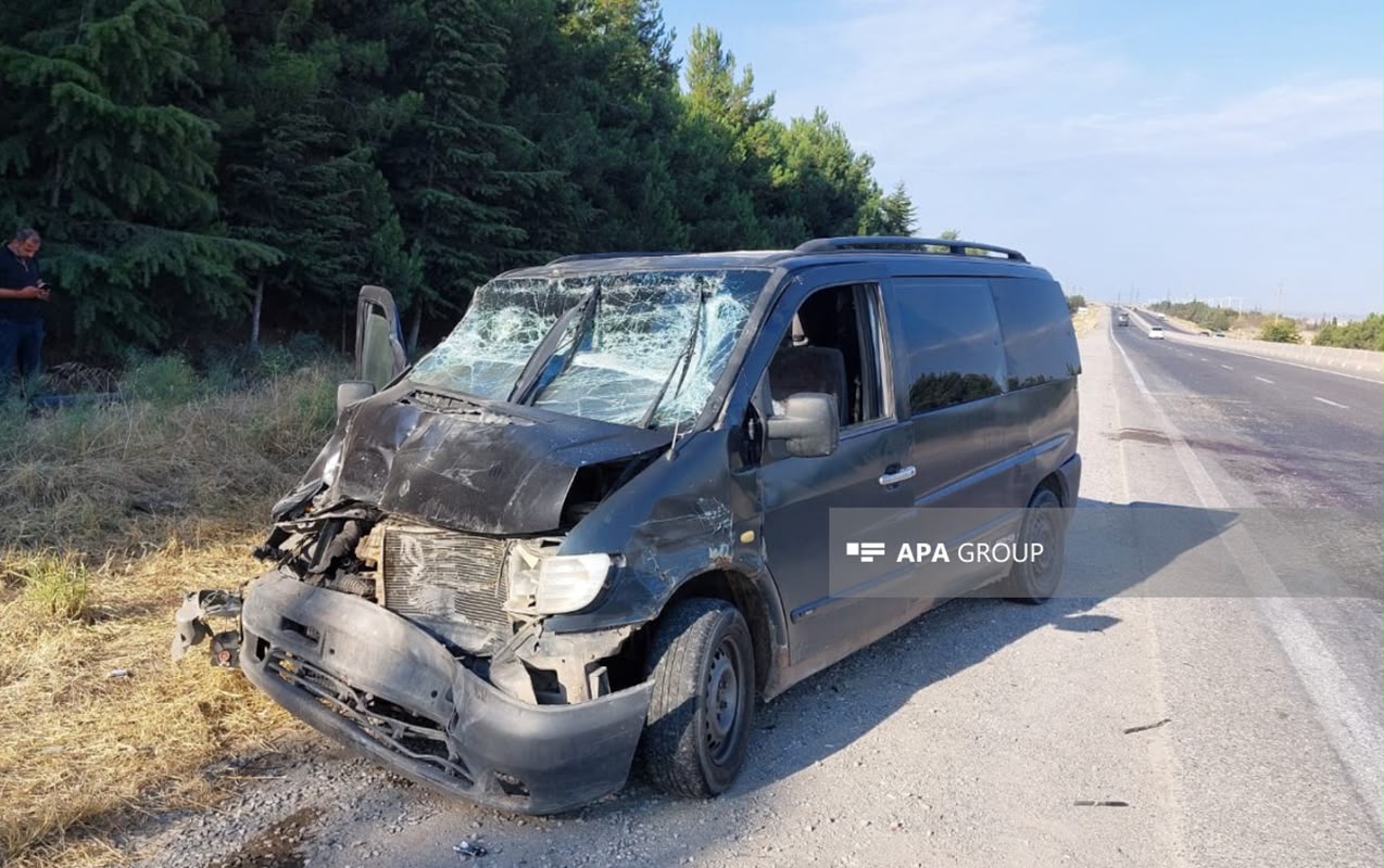 Mikroavtobus “KamAZ”a çırpıldı - Xəsarət alanlar var