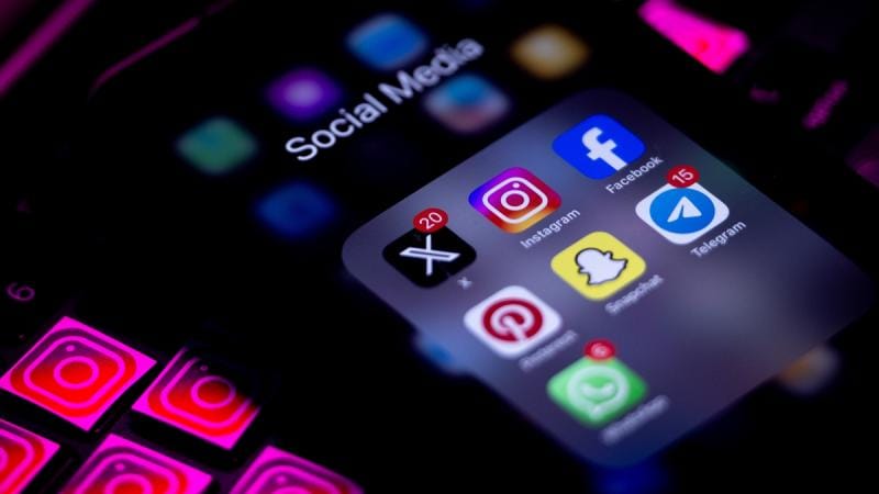 Yeni Zelandiyada 16 yaşdan kiçiklər üçün sosial media qadağasını nəzərdə tutan qanun layihəsi hazırlanır