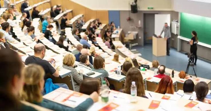 Azərbaycanda daha bir universitetdə erməni dili tədris ediləcək - RƏSMİ