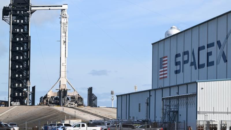 SpaceX Luizianada 100 milyard dollarlıq kosmik baza inşa edəcək