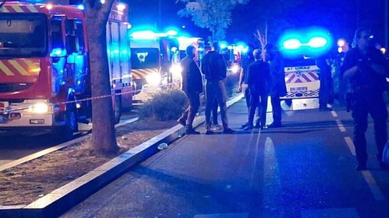 Fransada sürücü avtomobili piyadaların üzərinə sürdü