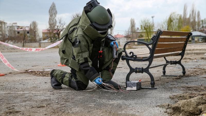 Berlində İkinci Dünya Müharibəsi dövrünə aid bomba tapılıb