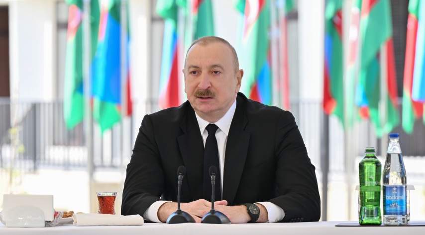 Prezident üç ölkəyə təbrik məktubu göndərdi