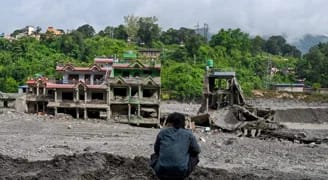 Nepalda meyitlər adsız şəkildə dəfn edilir