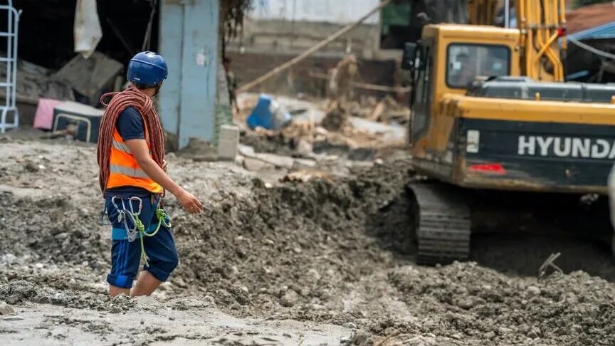 Nepalda daşqınlar zamanı itkin düşən 119 nəfər xilas edilib