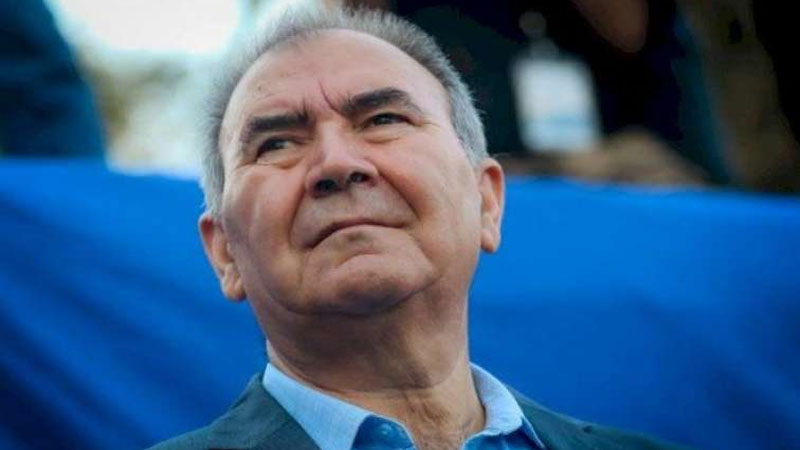 “Statusbaz!” - Elşən Musayevin yazısı...