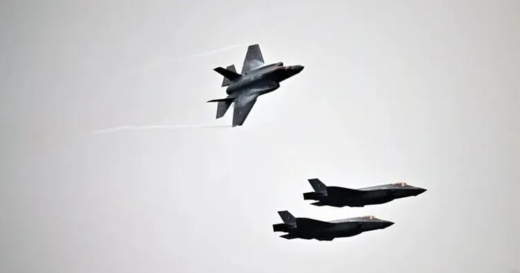 PUA Litva hava məkanına daxil oldu: NATO-nun qırıcı təyyarələri onu vurdu