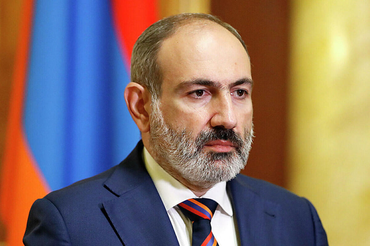 Paşinyan mükafat almaq üçün Almaniyaya gedir