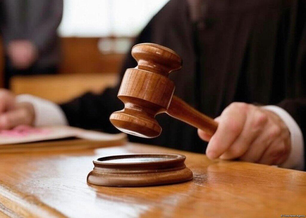 Məhkəmə anasına qarşı sərt davranan övladı miras payından məhrum etdi
