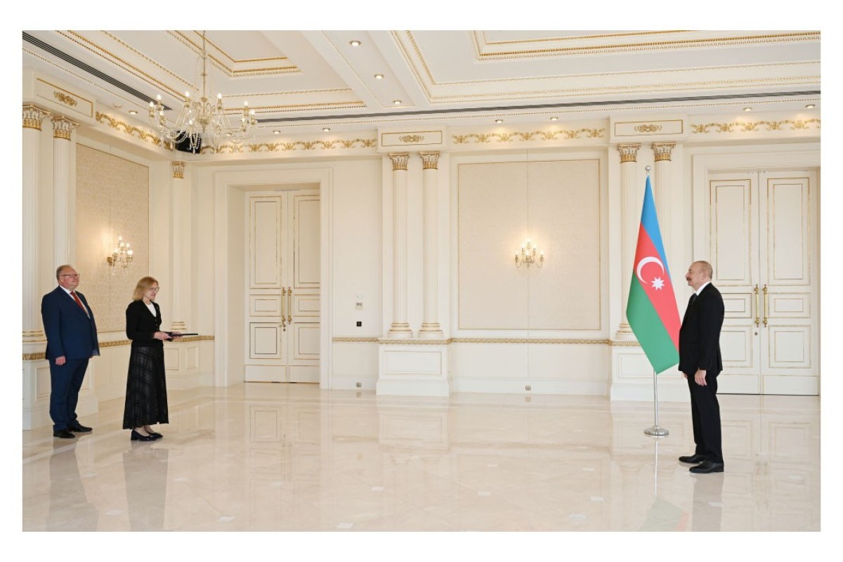 Azərbaycan Prezidenti Estoniyanın yeni səfirini qəbul edib - FOTO