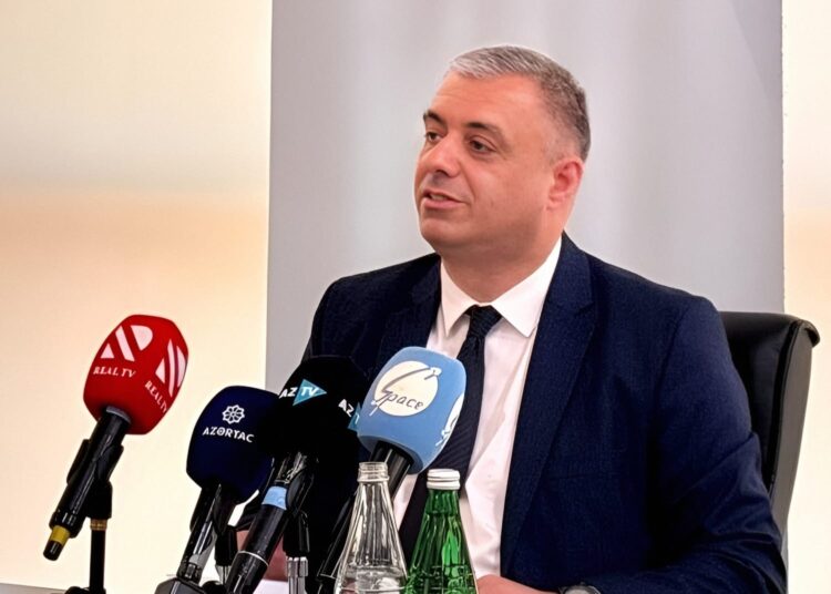 “Erkən evlilik uşağın seçim haqqının əlindən alınmasıdır” – Fariz Əkbərovdan erkən nikahlarla bağlı vacib açıqlamalar