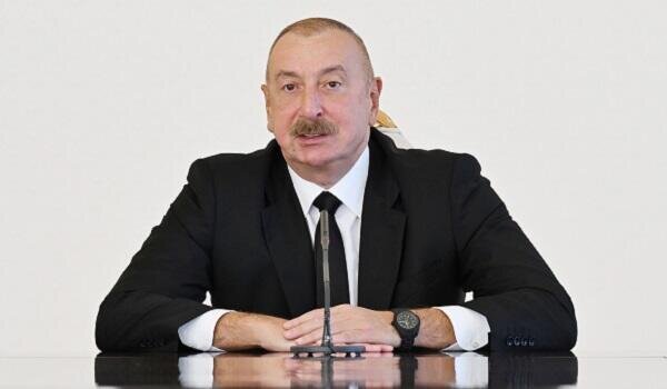 İlham Əliyev AQEM Media Forumunun iştirakçılarına ünvanlayıb