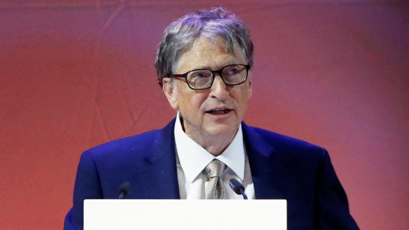 Bill Qeyts süni intellektlə bağlı risklərin yaxın gələcəkdə ortaya çıxa biləcəyini qeyd edir