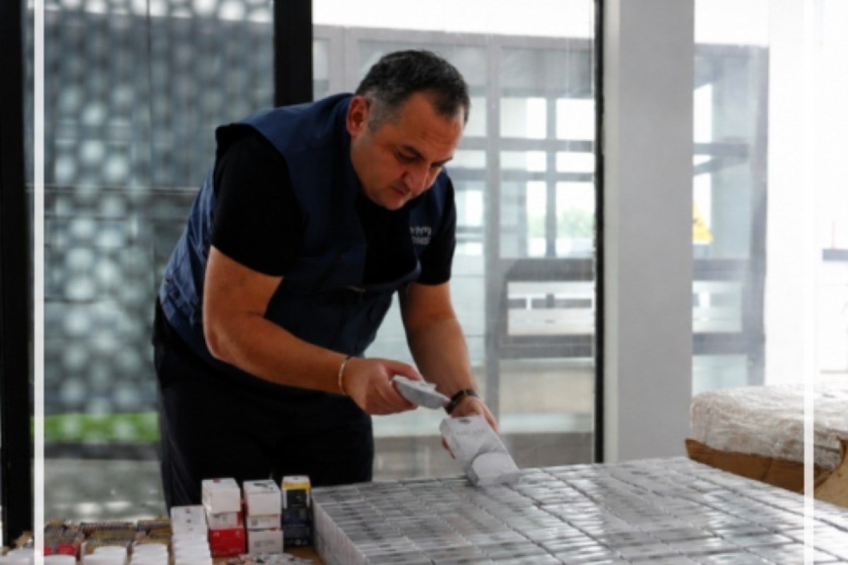 Gürcüstandan Azərbaycana qanunsuz siqaret və dərman daşınmasının qarşısı alınıb