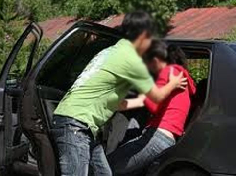 Sabirabadda 17 yaşlı oğlan 14 yaşlı qızı qaçırdı