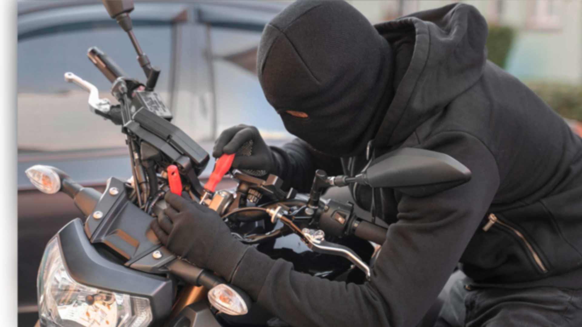 Motosiklet qaçıran üç şəxs saxlanıldı