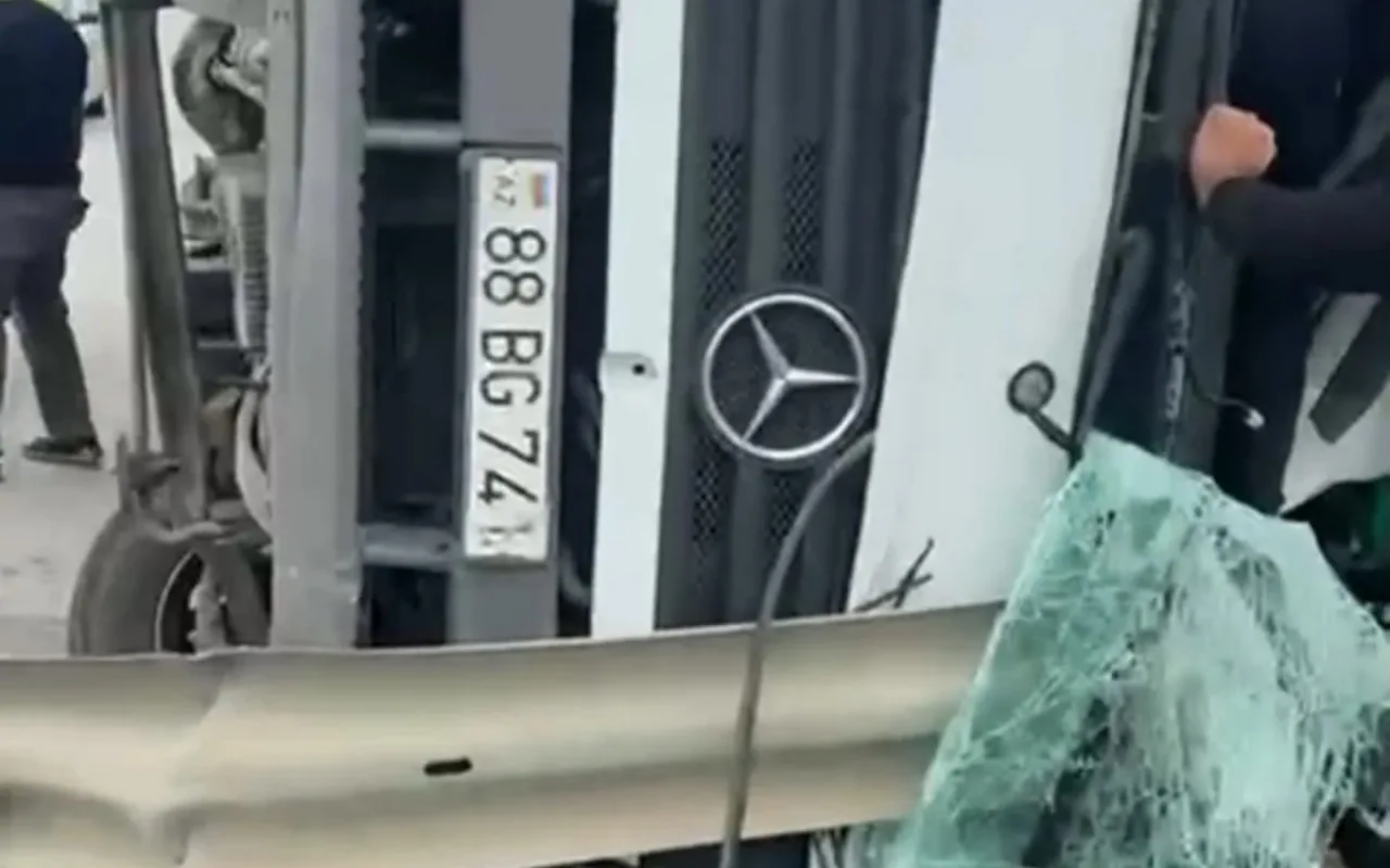 Bakı–Qazax yolunda ağır qəza: 4 ölü, 1 yaralı var - Yenilənib