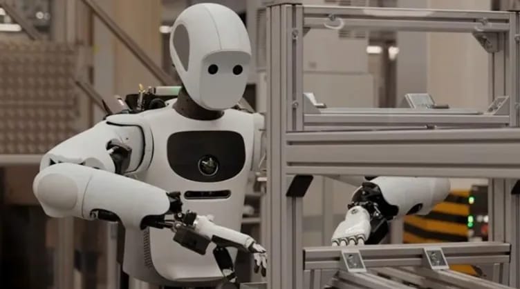 Robot yeniyetmə qıza qarşı cinsi təcavüz edib