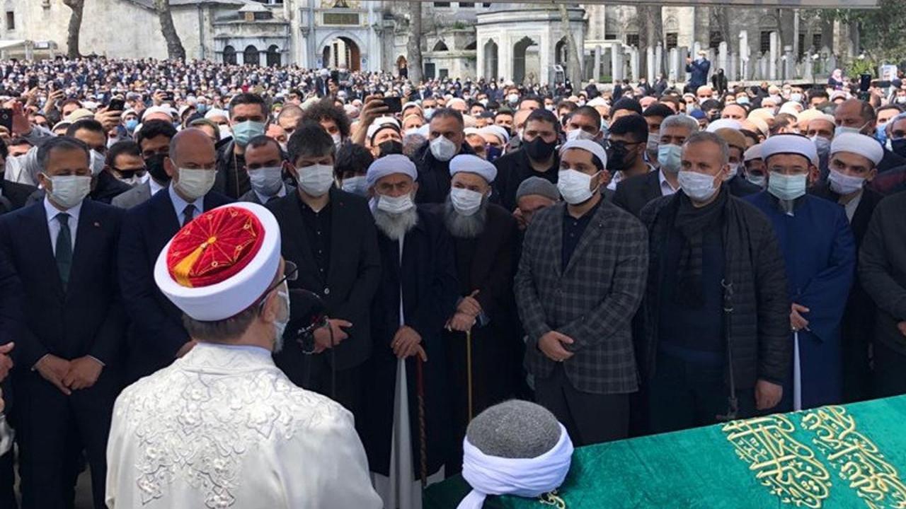 FETÖ-nü darmadağın etdilər, nurçuluğu qorudular: Türkiyə iqtidarının ikili standartı