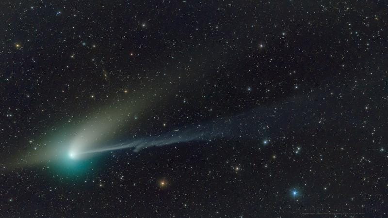 Astronomlar ilk dəfə yaşıl rəngli ulduz aşkar etdilər