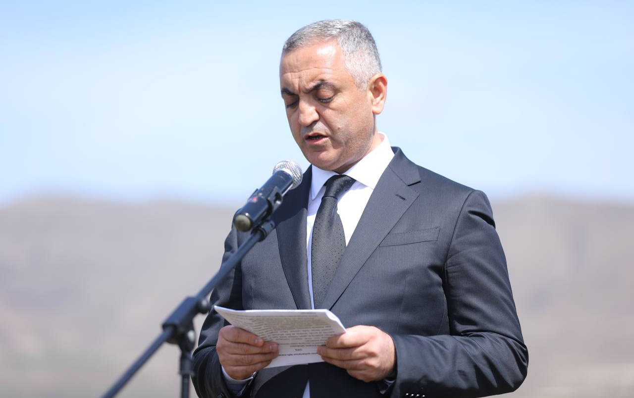 Vəzifəsindən azad edilən Elçin Yusubov kimdir? - DOSYE